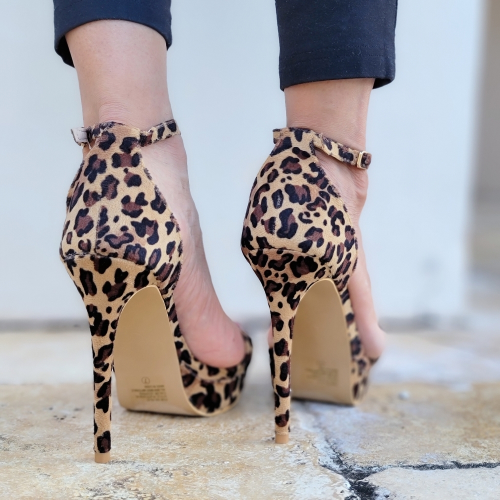 Leopard Open Toe Ankle Strap Platform High Heel Dress Sandals - Picture 2 of 4